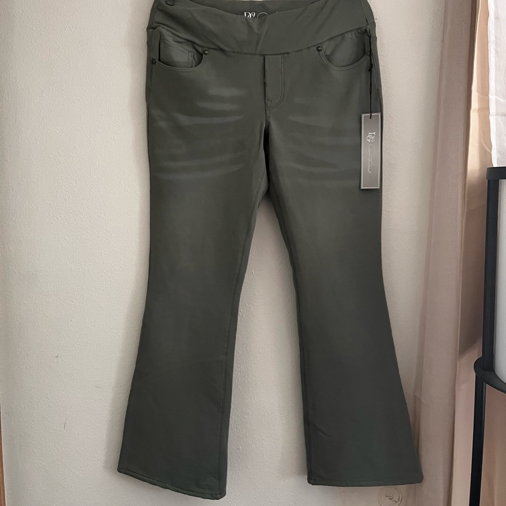 DG2 Diane Gilman Pants